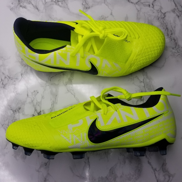 poshmark soccer cleats